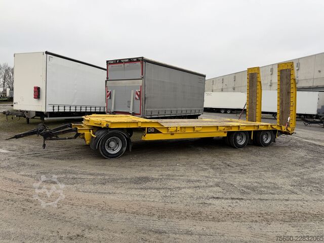 Lågbyggd trailer Schwarzmüller TÜ 30/100  3 Achs Tiefladeranhänger
