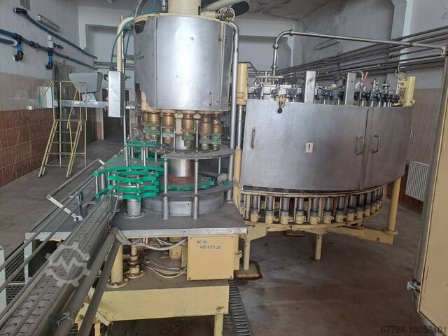 Línea de embotellado de agua para bebidas PET de 2L NAGEMA BF60 KOMI 160