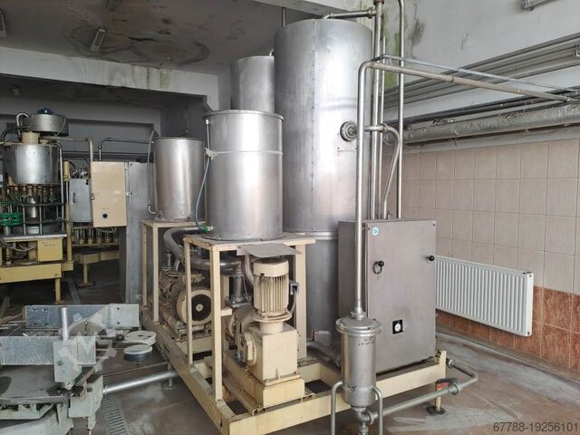 Línea de embotellado de agua para bebidas PET de 2L NAGEMA BF60 KOMI 160