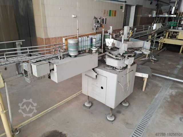 Línea de embotellado de agua para bebidas PET de 2L NAGEMA BF60 KOMI 160