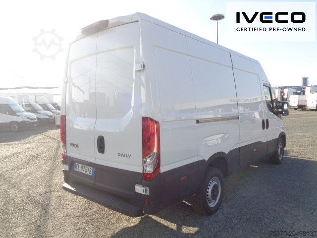 Bestelwagen IVECO DAILY 35S14 3520L