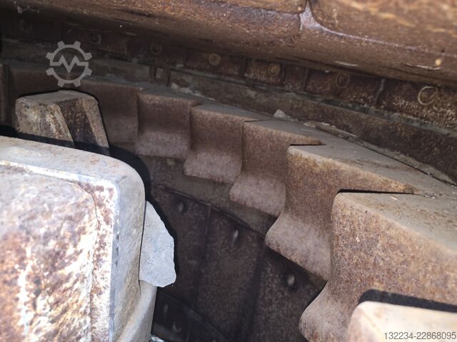 Mag Impact 2400 VSI crusher Magotteaux Mag Impact 2400
