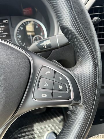Minibus MERCEDES-BENZ Vito 116 CDI LANG 7G KLIMA 3-SITZER TEMPOMAT AHK