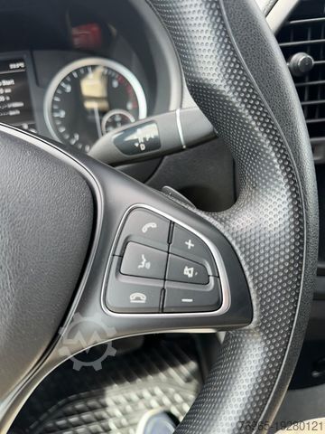 Minibus MERCEDES-BENZ Vito 116 CDI LANG 7G KLIMA 3-SITZER TEMPOMAT AHK