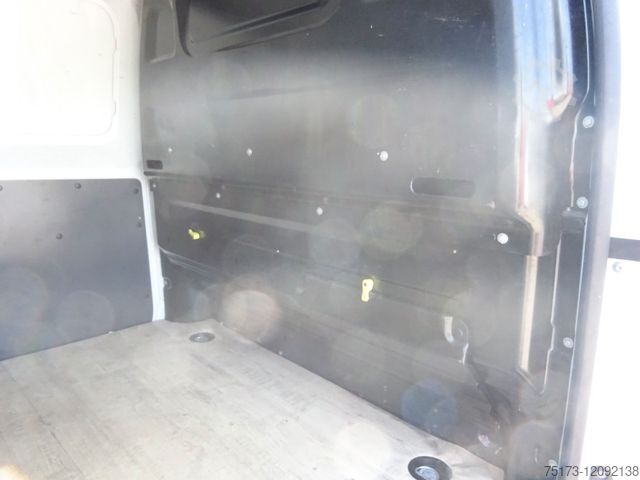 Bestelwagen OPEL Vivaro Kasten 120PS Edition M Klima Tempomat AHK