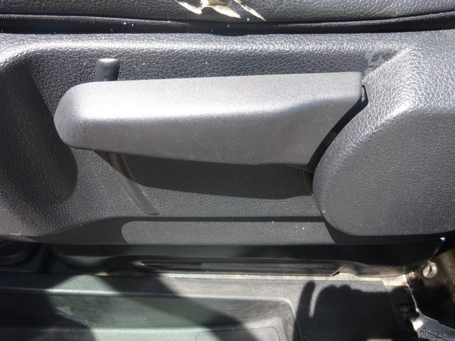 Bestelwagen OPEL Vivaro Kasten 120PS Edition M Klima Tempomat AHK