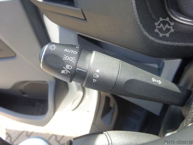 Bestelwagen OPEL Vivaro Kasten 120PS Edition M Klima Tempomat AHK