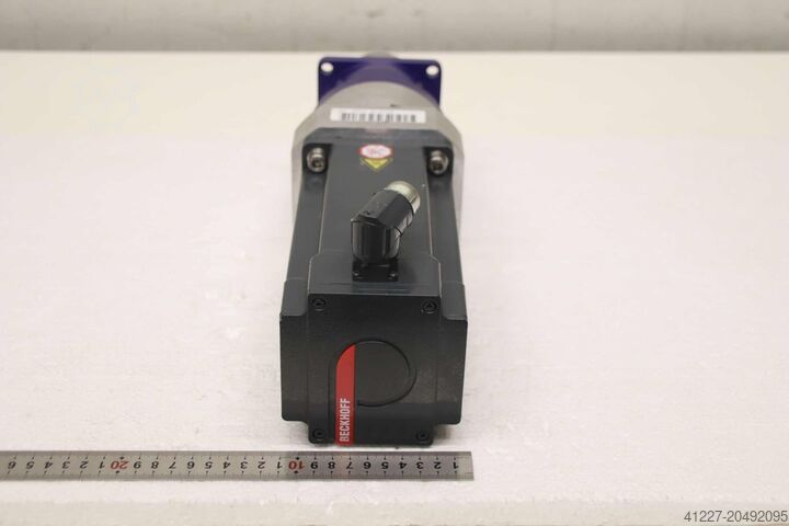 Servo geared motor Beckhoff Wittenstein AM8053-0G10-0000 SP 100S-MC2-50