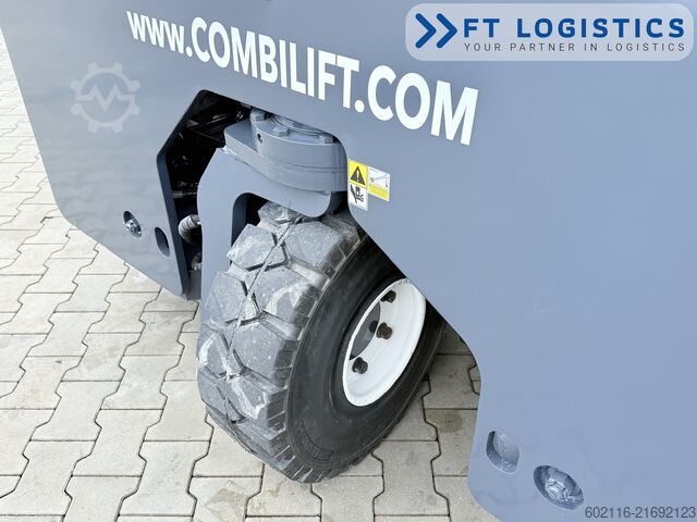 Négyirányú targoncát Combilift C4000 GAS DUPLEX 4600 FORK POSITIONER