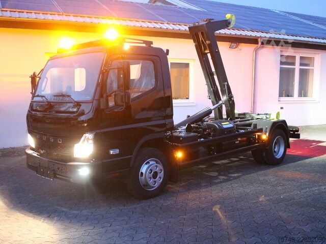 Haakarm vrachtwagen Fuso Canter FUSO 9C18 GSR City Abrollkipper Hooklift Black Edition