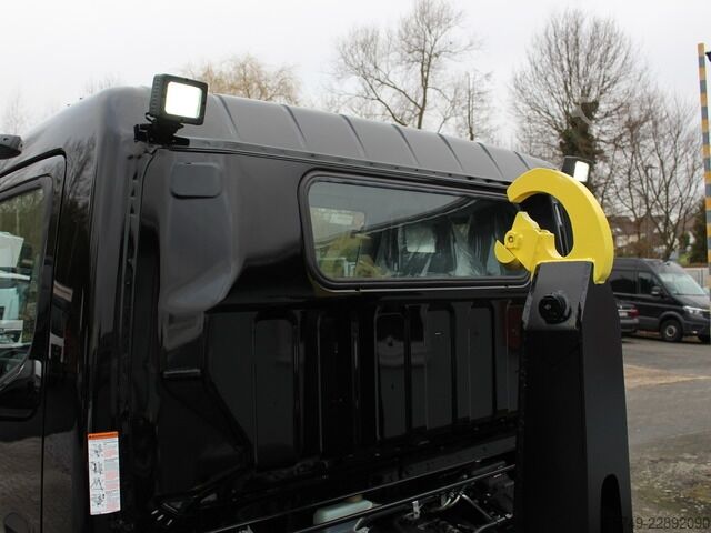 Haakarm vrachtwagen Fuso Canter FUSO 9C18 GSR City Abrollkipper Hooklift Black Edition