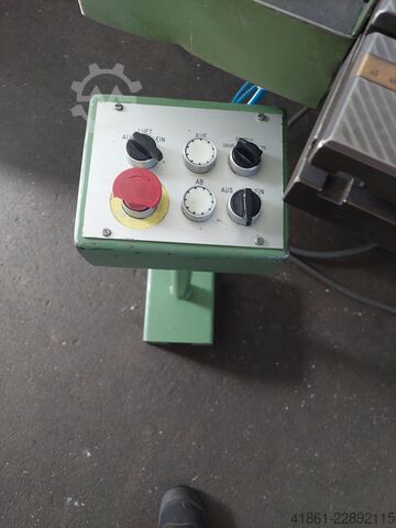 Hydr. Univ. Ausklinkmaschine BOSCHERT K 30-120