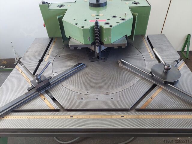Hydr. Univ. Ausklinkmaschine BOSCHERT K 30-120