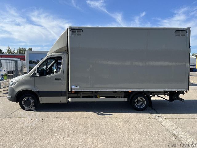 Furgon skrzyniowy Mercedes-Benz 516 CDI / Navi / Kamera