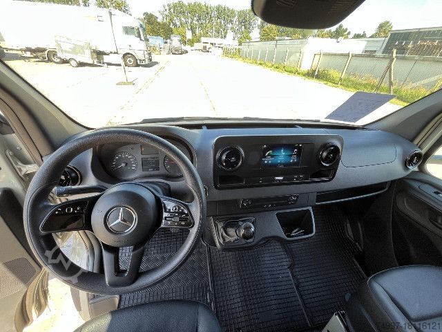Furgon skrzyniowy Mercedes-Benz 516 CDI / Navi / Kamera