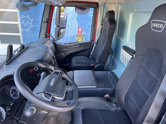 Driezijdige kipper met kraan Iveco X-WAY 480