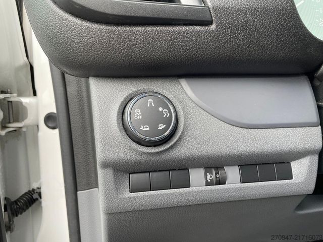 Duba panelată CITROEN Jumpy Kasten Club XL L3 TEMPOMAT NAVI PDC KAMERA
