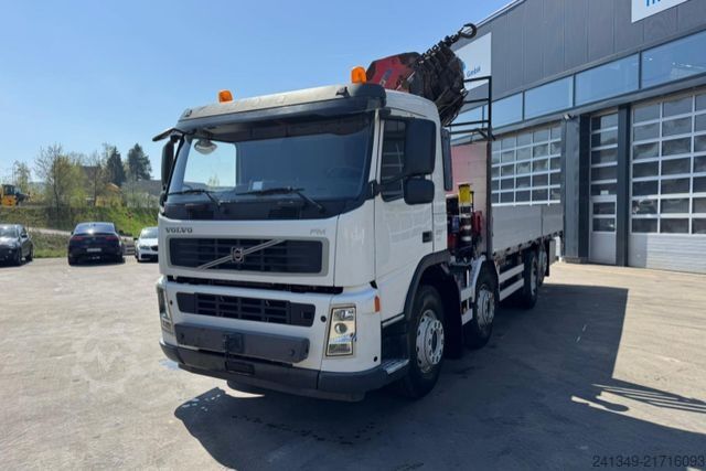 Macara montată pe camion VOLVO FM-400 8x2 HMF2820-6