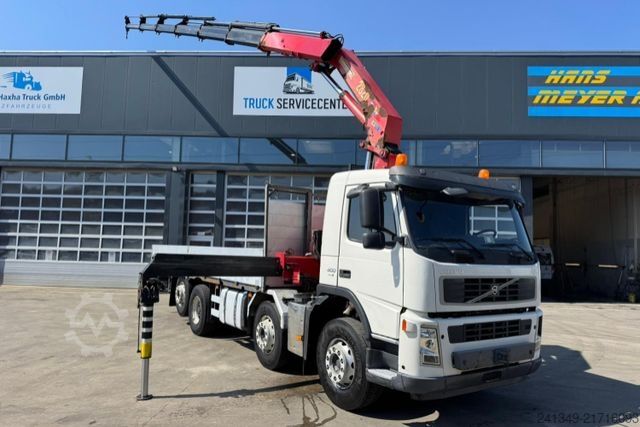 Macara montată pe camion VOLVO FM-400 8x2 HMF2820-6