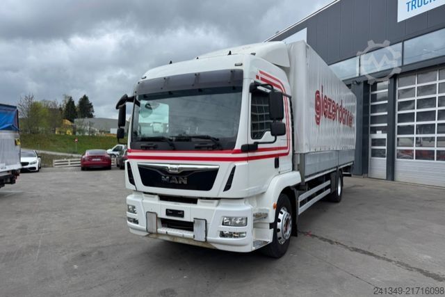 Camion cu platformă și prelată MAN TGM 15.340 4x2