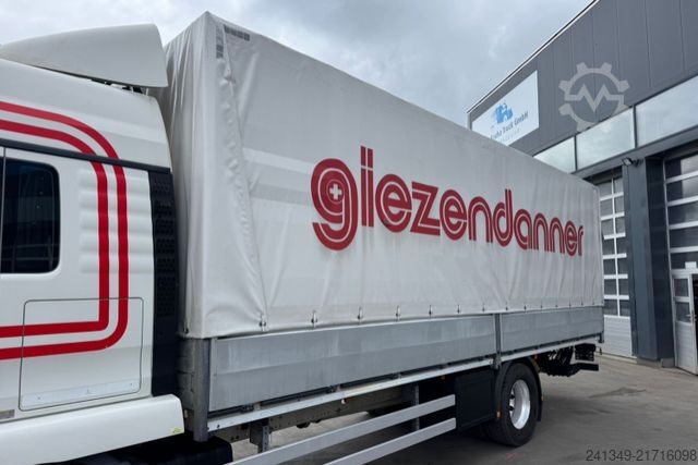 Camion cu platformă și prelată MAN TGM 15.340 4x2