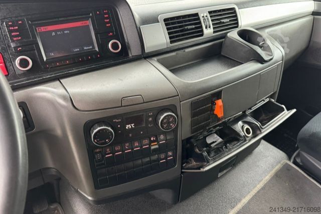 Camion cu platformă și prelată MAN TGM 15.340 4x2