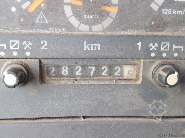 Pompă de beton SCANIA P 114 380