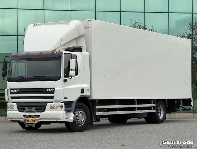 Vrachtwagen met bakwagen DAF CF 75.250 EURO 3 MANUAL GEARBOX VAN BEURDEN ISOL