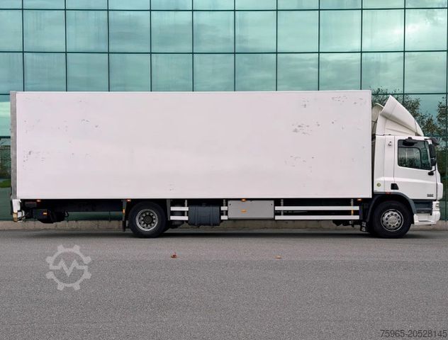 Vrachtwagen met bakwagen DAF CF 75.250 EURO 3 MANUAL GEARBOX VAN BEURDEN ISOL