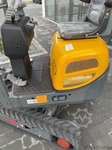 Minigraafmachine Minigraver `Gunter Grossmann Japan 1000 3 cilinder Kubota