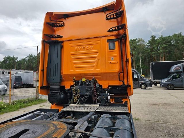 Standardowy ciągnik siodłowy IVECO 460 Stralis Hi Way, Retarder, durchrepariert,CNG