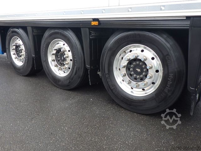 Reefer semitrailer SCHMITZ CARGOBULL SKO 24/L FP 45 Carrier HE 19/Doppelst./Trennwand
