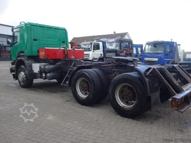 Poids lourds Scania P420 6x4 steelsprings