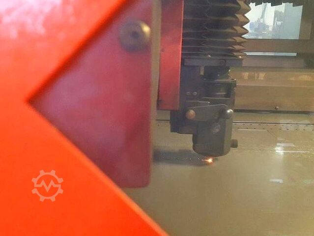 Máquina de corte a laser BYSTRONIC ByVention 3015