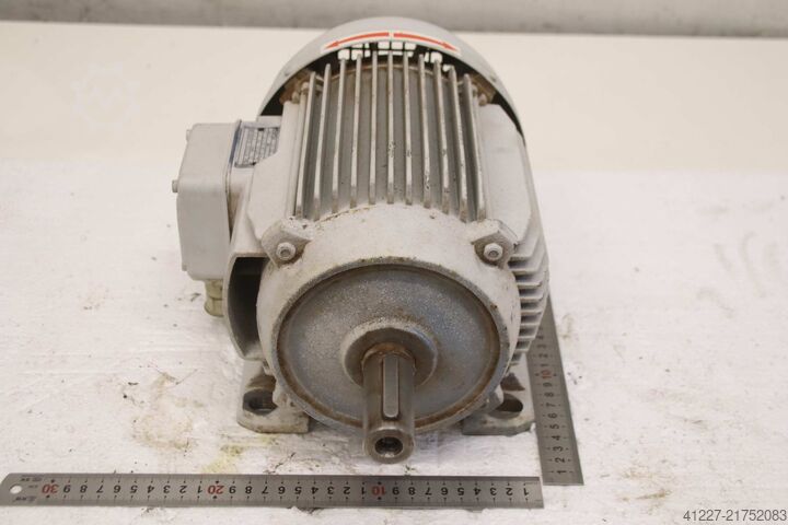 Motor elétrico 1,5 kW 920 rpm AEG AM 100 LT6