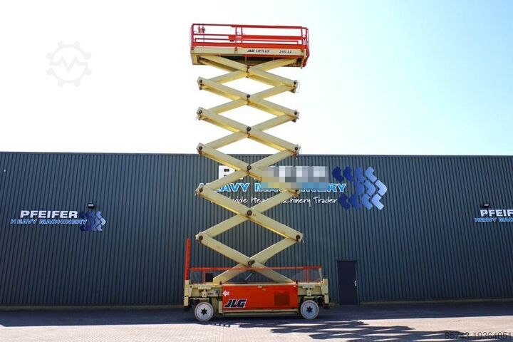 Sakselevator JLG SL245-12 Diesel, 4x4x4 Drive, 26.5m Working Height
