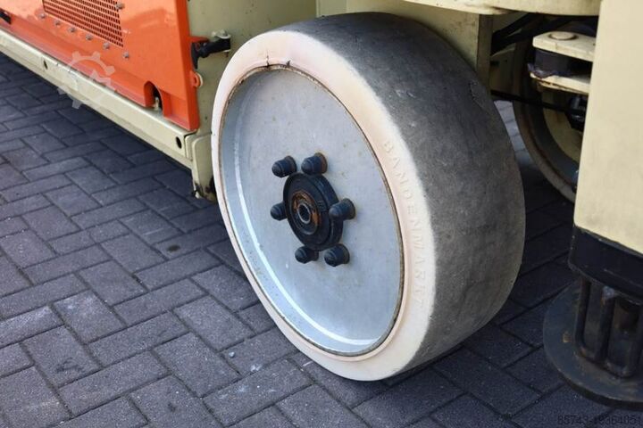 Sakselevator JLG SL245-12 Diesel, 4x4x4 Drive, 26.5m Working Height