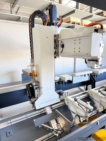 Bewerkingscentrum voor staven Elumatec SBZ 122/ 71