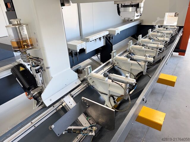 Bewerkingscentrum voor staven Elumatec SBZ 122/ 71