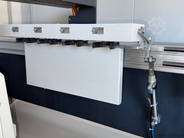 Bewerkingscentrum voor staven Elumatec SBZ 122/ 71