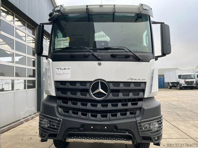 Chasis con cabina Mercedes-Benz Arocs 4045 6x4 Chassis Cabin