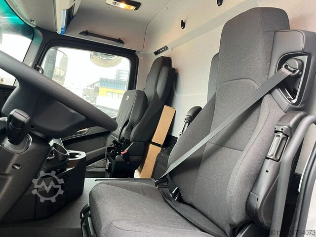 Chasis con cabina Mercedes-Benz Arocs 4045 6x4 Chassis Cabin