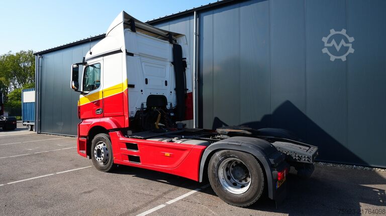 Standaard-SZM Mercedes-Benz Actros 1942 tractor unit