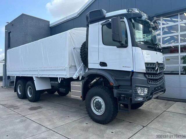 Bâche Mercedes-Benz Arocs 3340 A 6x6 Cargo Truck