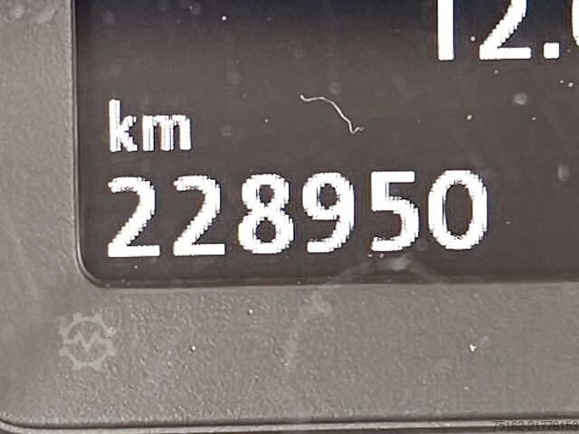 Mala VOLKSWAGEN CADDY 2.0 4MOTION 150PK Xenon!