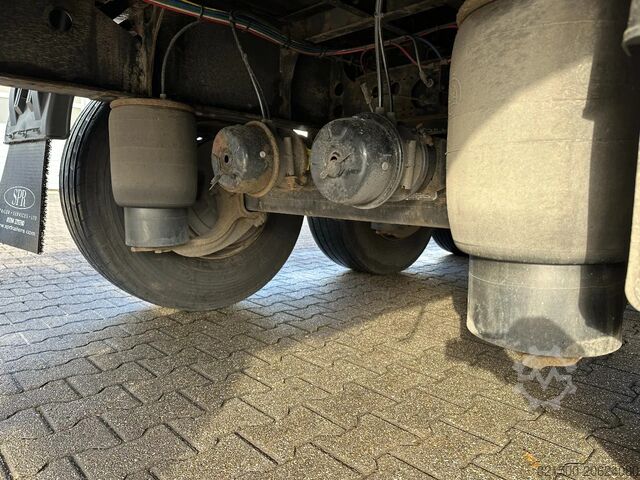 Schuifzeilen Krone Schuifzeil -Dak Met Borden / BPW-Assen / Apk 09...