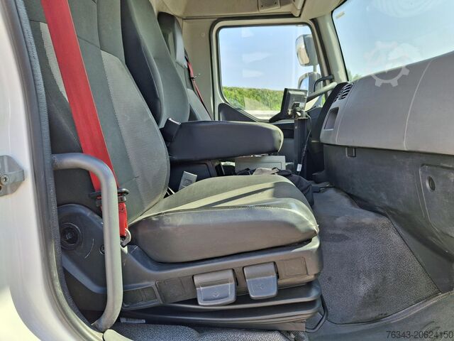 Vozidlo na svoz komunálního odpadu RENAULT D26 WIDE 320 - 6X2 - E6 - SEMAT C337