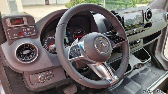 Microbuz MERCEDES-BENZ Sprinter 420 Elektro bis zu 19 Schlafsessel