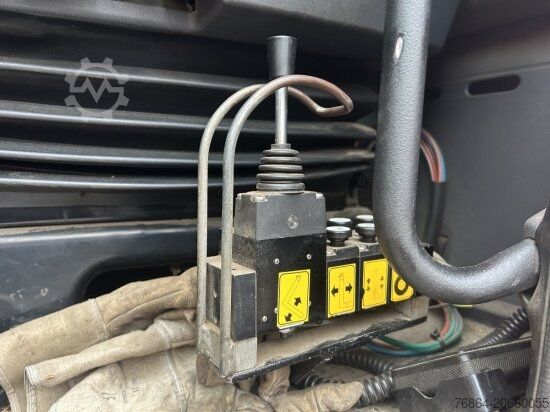 Kiepwagen SCANIA R440 6X2 ABROLLER, SCHALTER ,RETARDER, E5, LENK,LIFT HYVA LIFT, OHNE AUFBAU