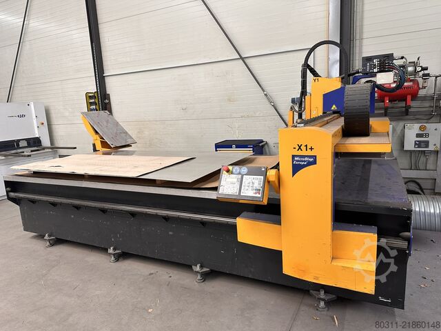 Plasmaschneidmaschine Microstep Mastercut Eco Plus 3001.15